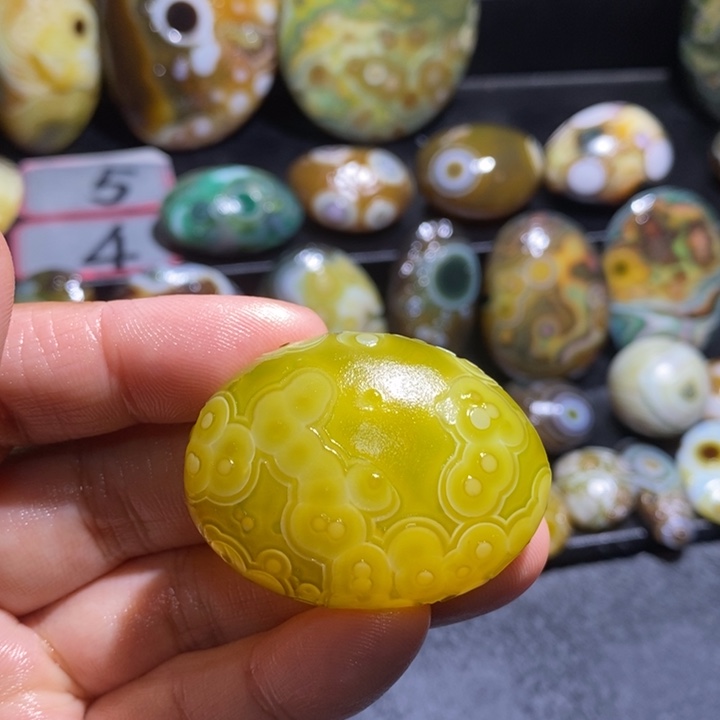 玛瑙/玉髓未镶嵌珠宝奇石52