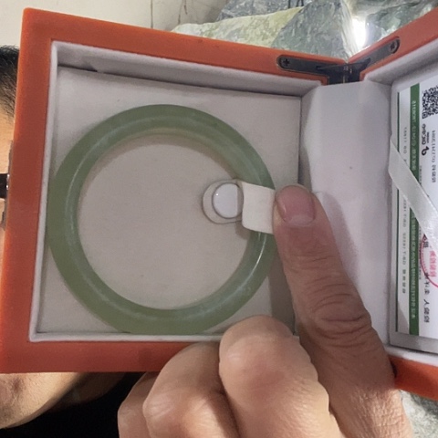 蛇纹石玉未镶嵌珠宝奇石