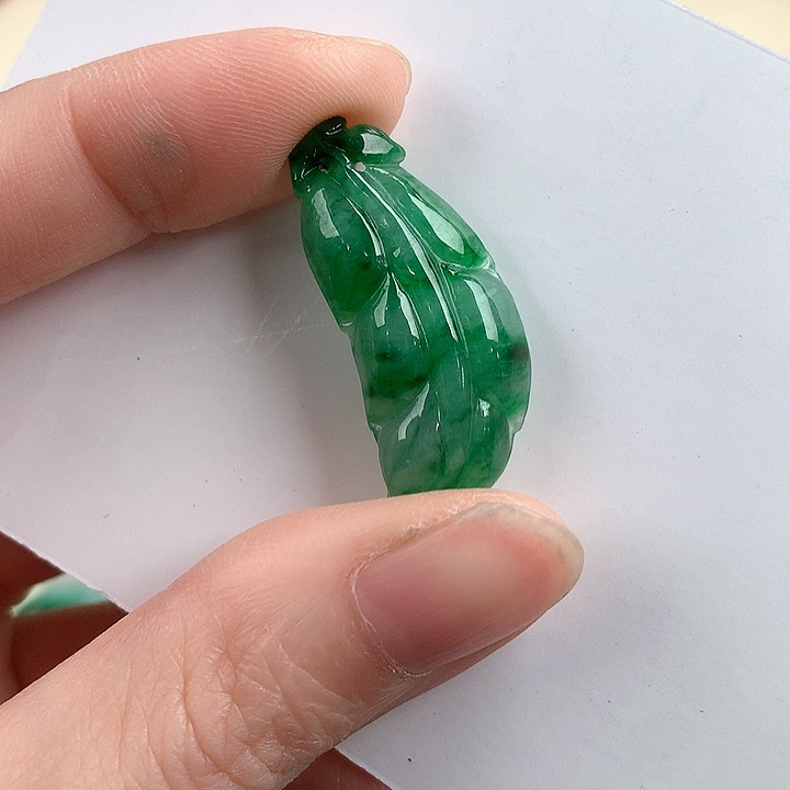 颈饰18K金镶嵌翡翠76225788