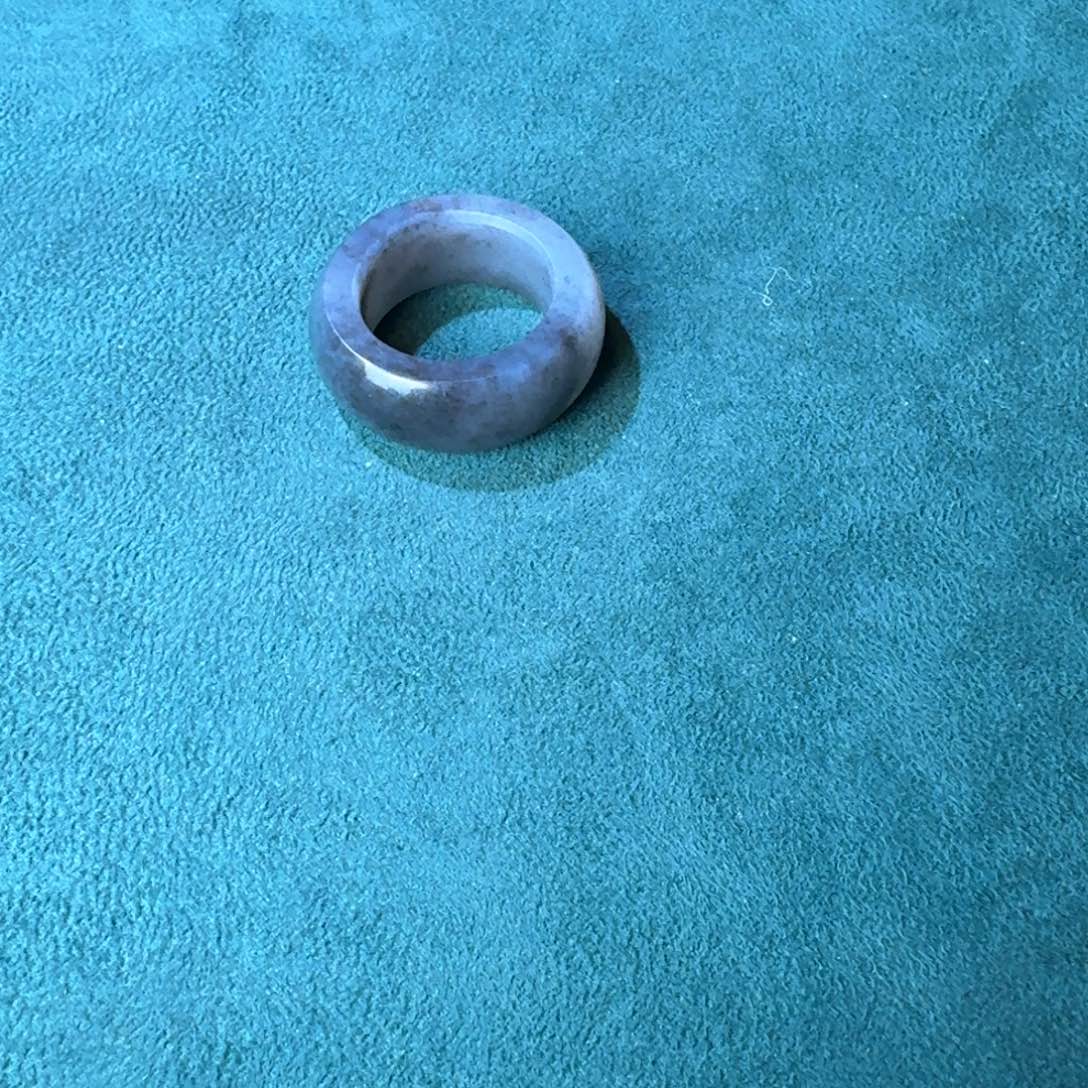 和田玉（墨玉）戒指未镶嵌