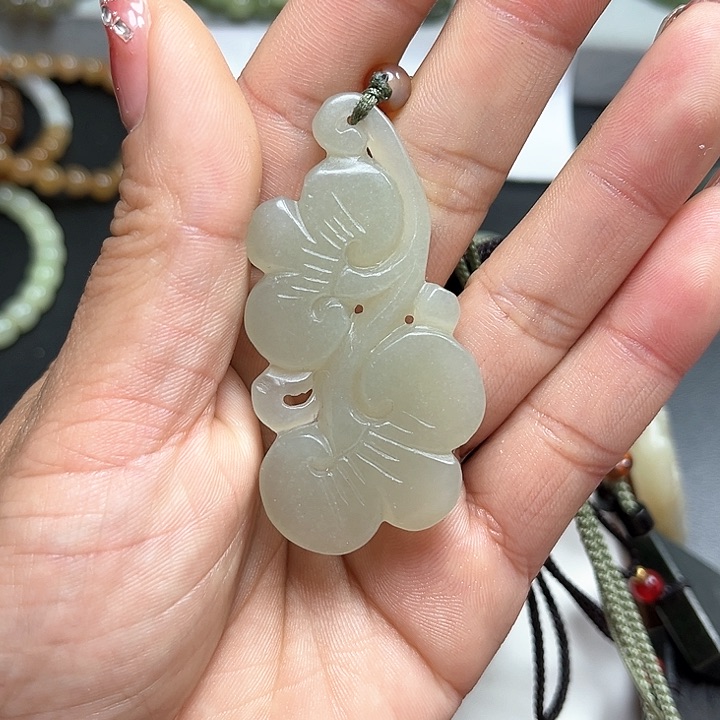 【闪购商品】和田玉颈饰未镶嵌