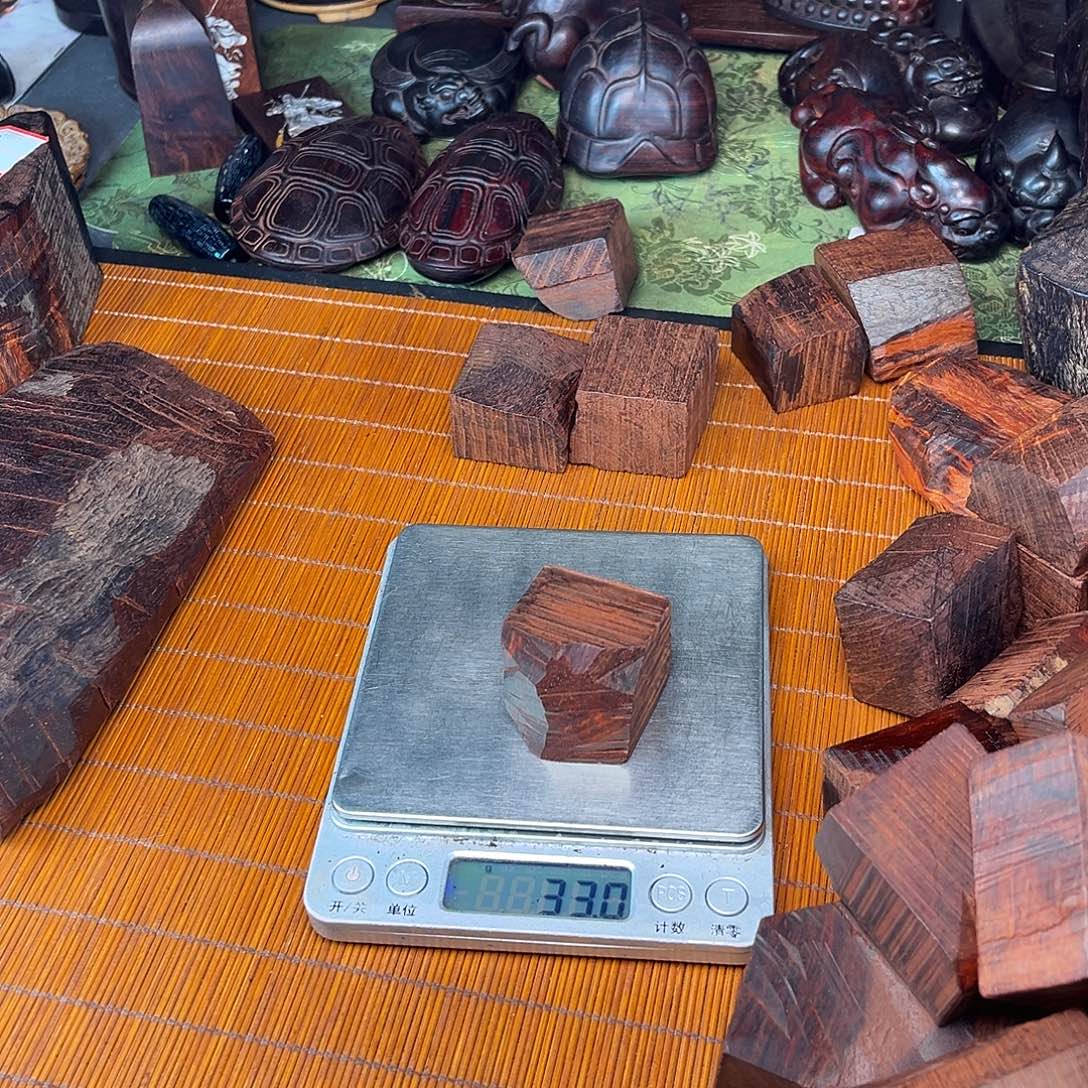 树***芽檀香紫檀（小叶紫檀）料子