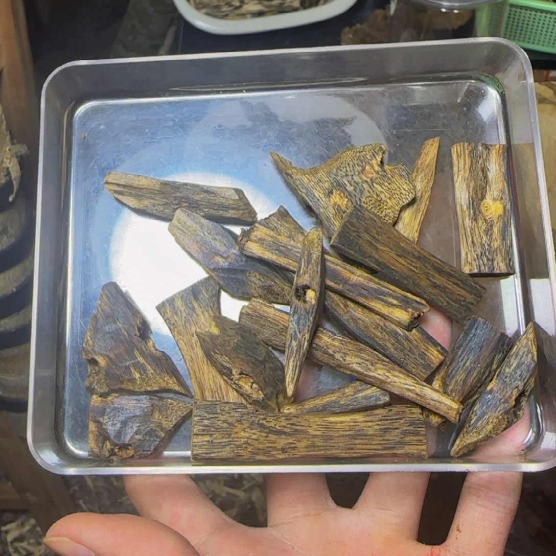 沉香熏香碎料30克