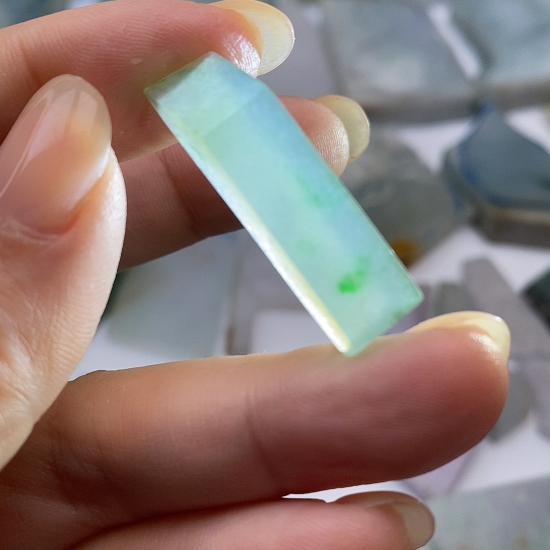 定制翡翠未镶嵌天然缅甸翡翠A货