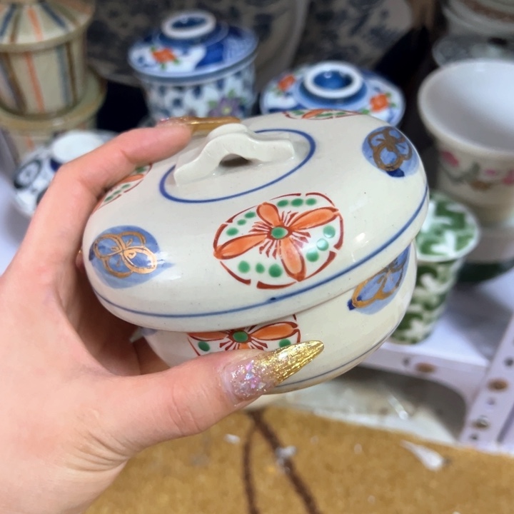 盖碗瓷器直播放漏中