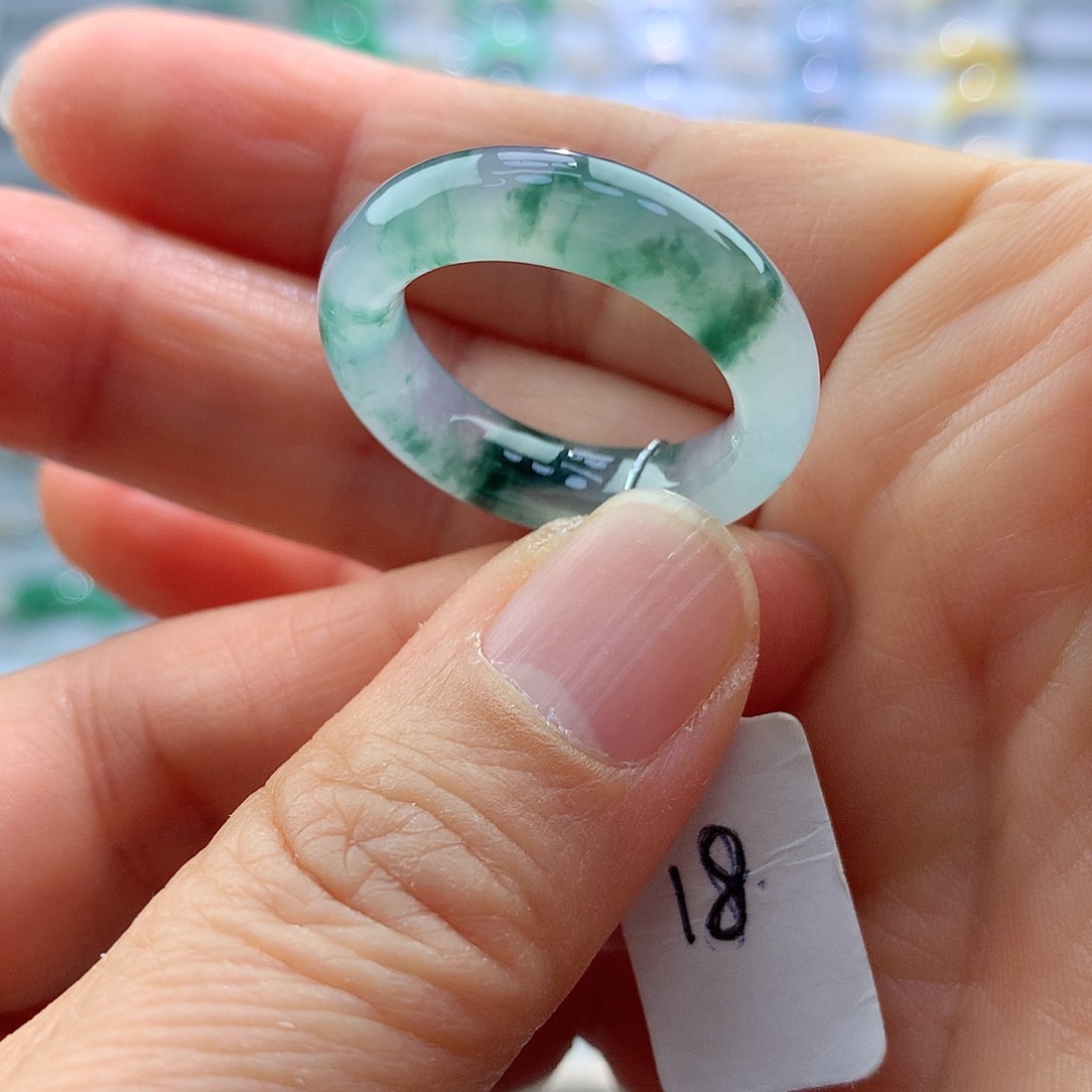 翡翠戒指未镶嵌18号