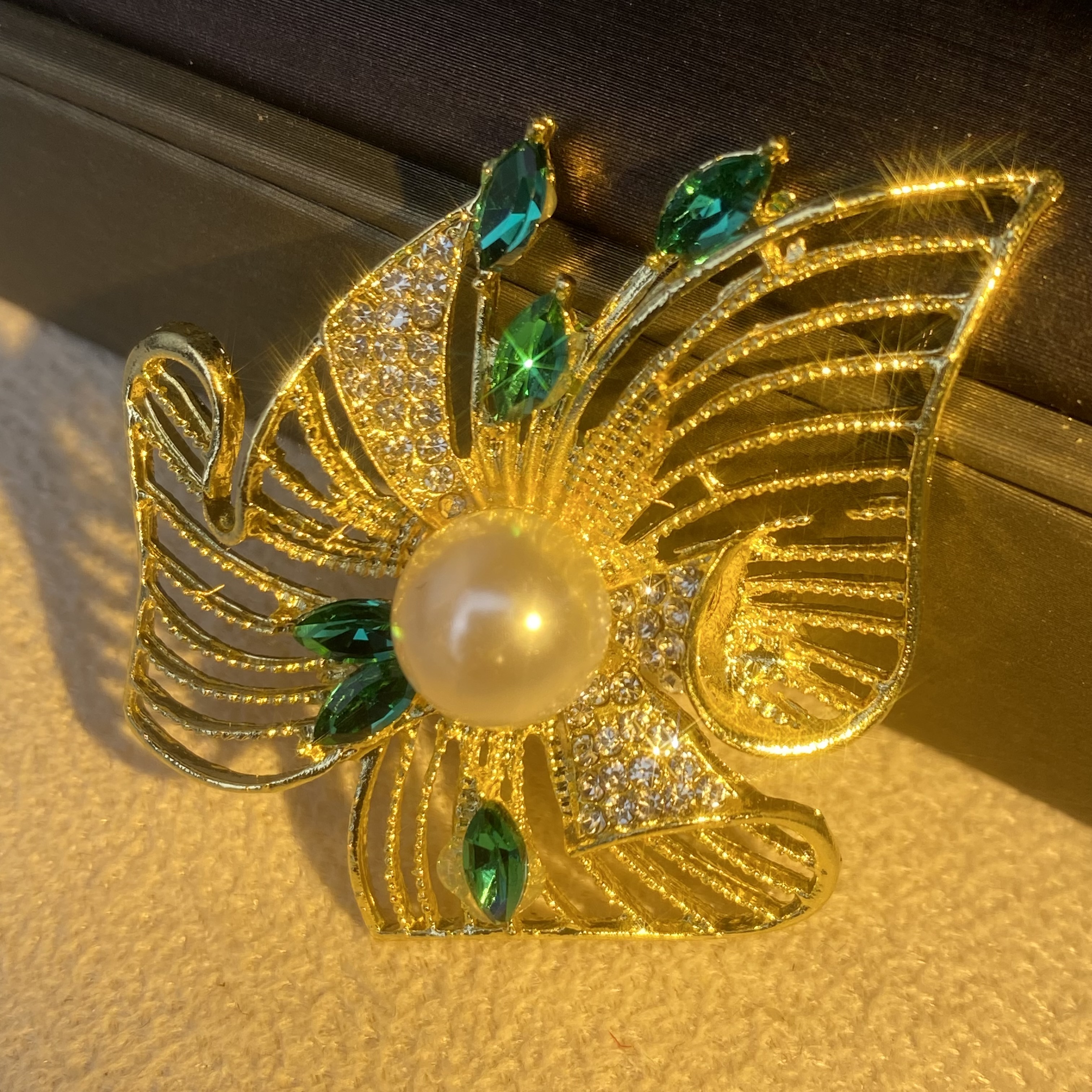 6350【胸针】轻奢精品金色女士胸针