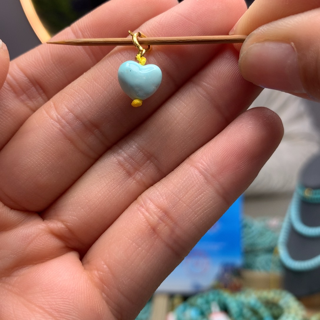 绿松石挂件未镶嵌