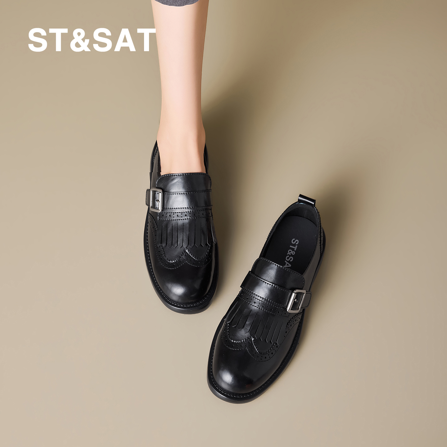 星期六2026春夏英伦风单鞋气质休闲女士鞋简约时尚百搭一脚蹬鞋子