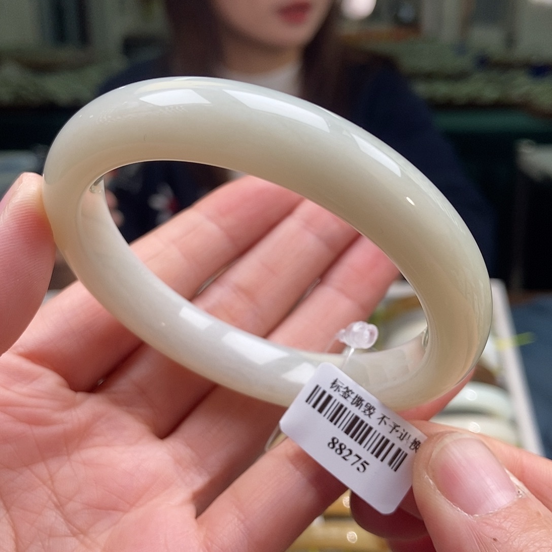 和田玉手镯未镶嵌58.5