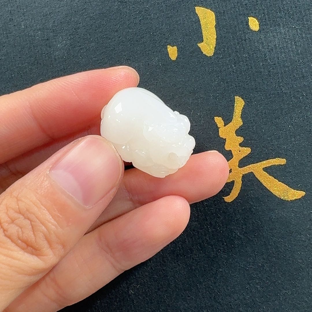 和田玉未镶嵌颈饰天泰