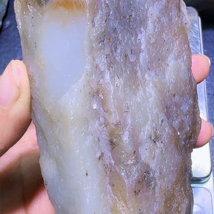 未镶嵌和田玉（糖玉）珠宝半成品