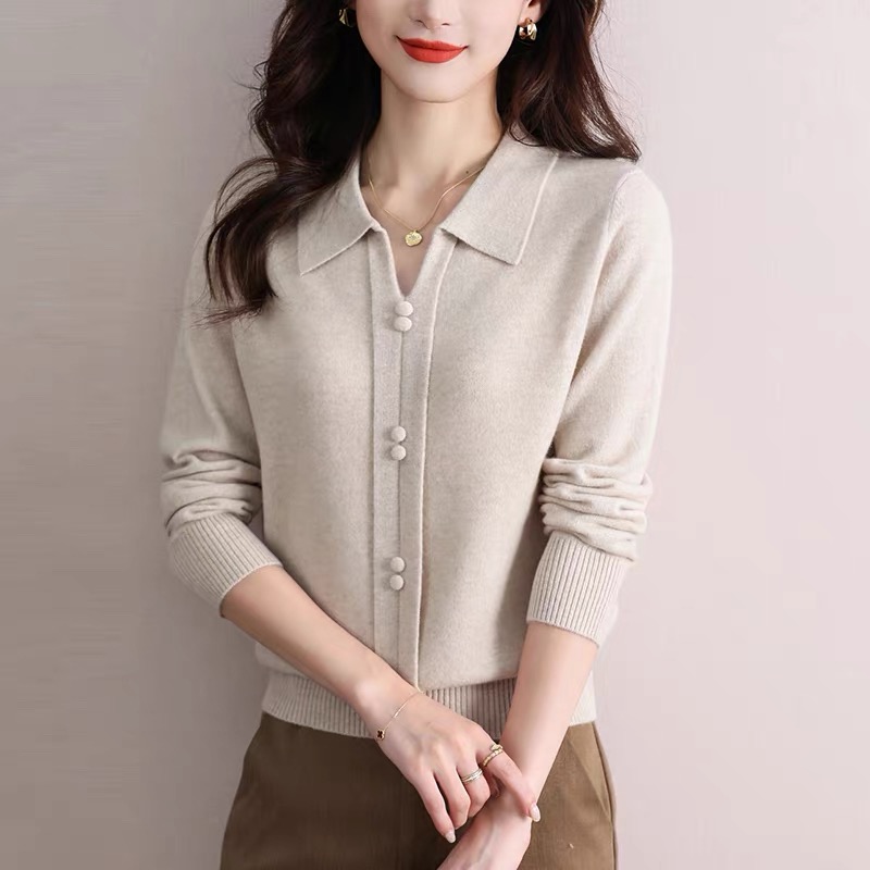 黛妍820冬季新款100%羊毛洋气减龄翻领小V领女款针织上衣