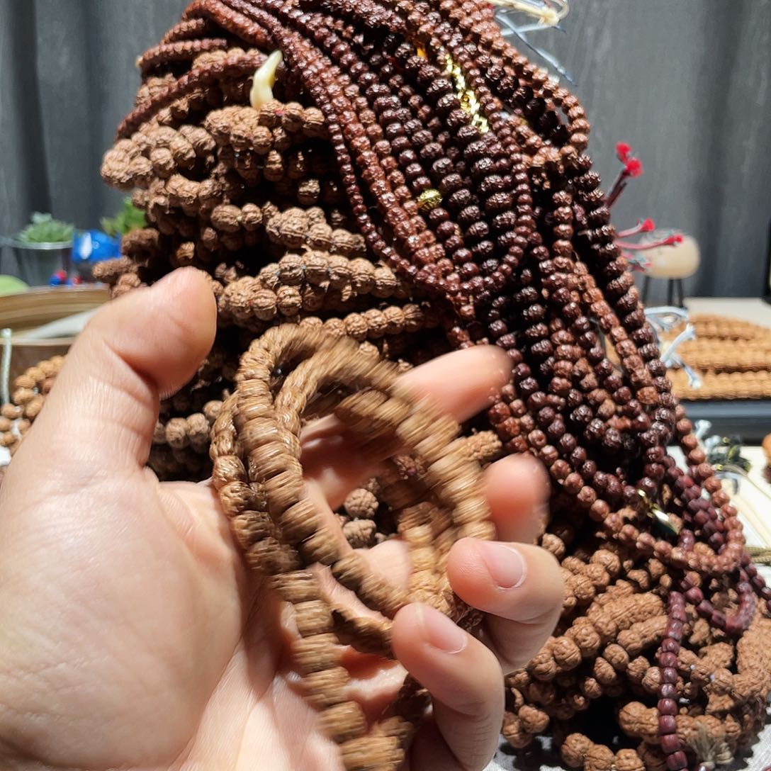 贪****吊坠金刚菩提龙切108