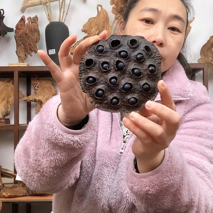 楠木用****1莲蓬摆件纯手工制作