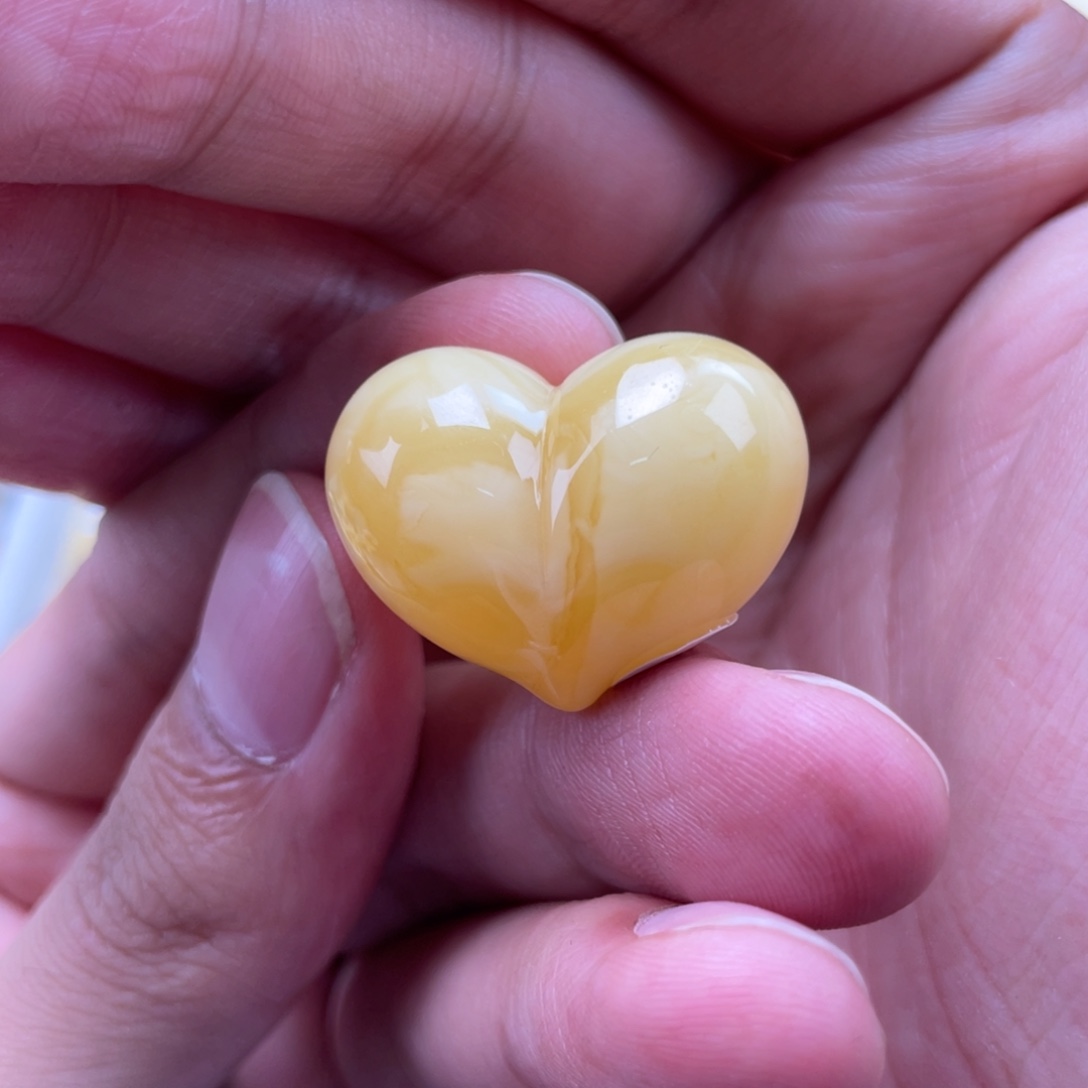 琥珀未镶嵌裸石蜜蜡