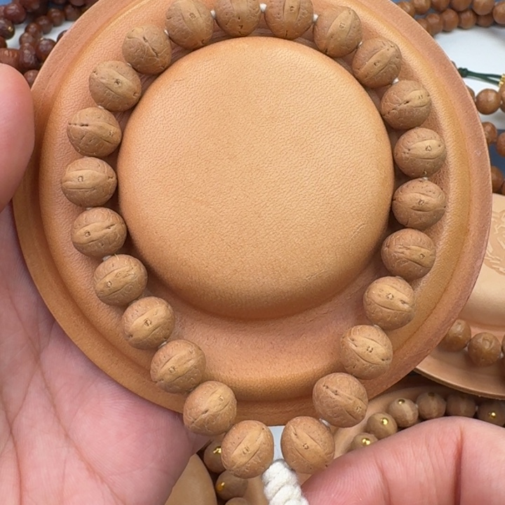 凤眼菩提手串11实心籽