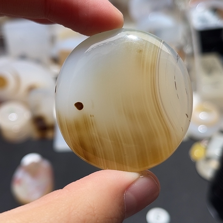 玛瑙/玉髓颈饰未镶嵌