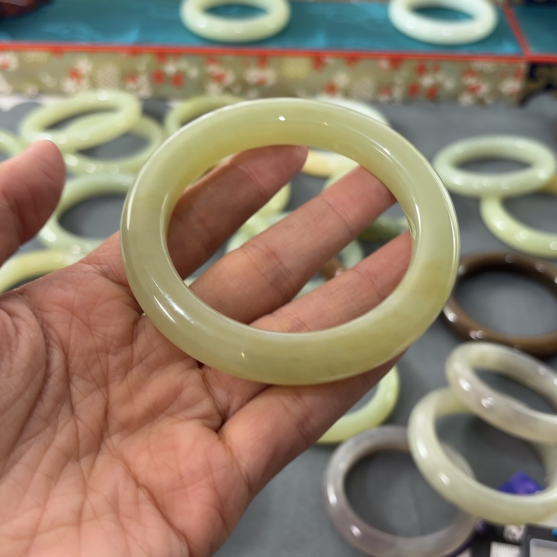 和田玉（糖玉）57.5未镶嵌独*