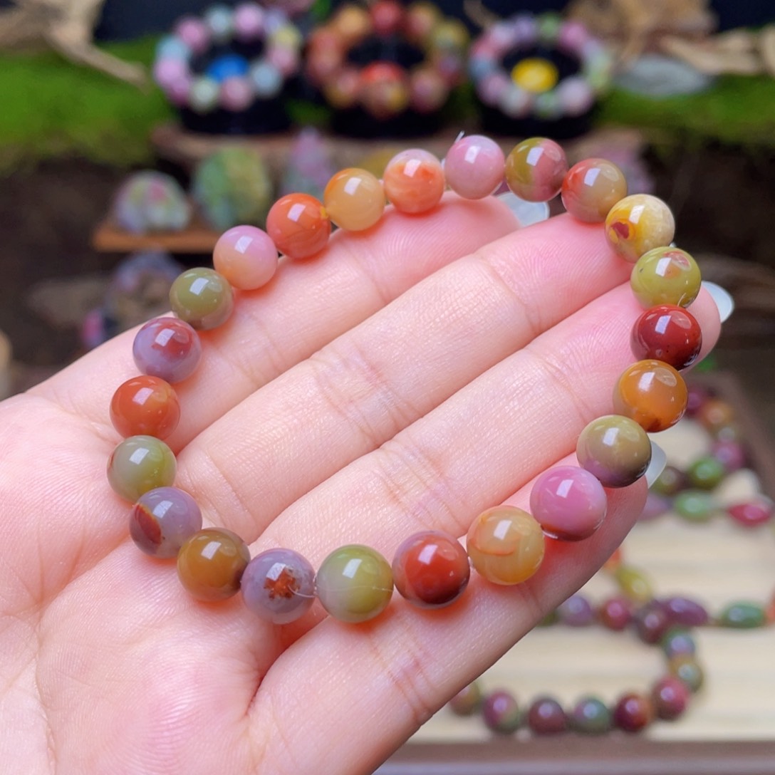 玛瑙/玉髓未镶嵌珠宝半成品盐源玛瑙仙彩包浆