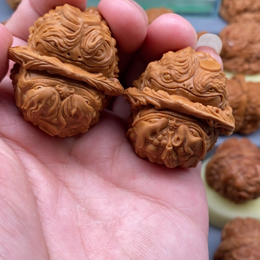 核桃手串/手链男***强金蝉蛤蟆头