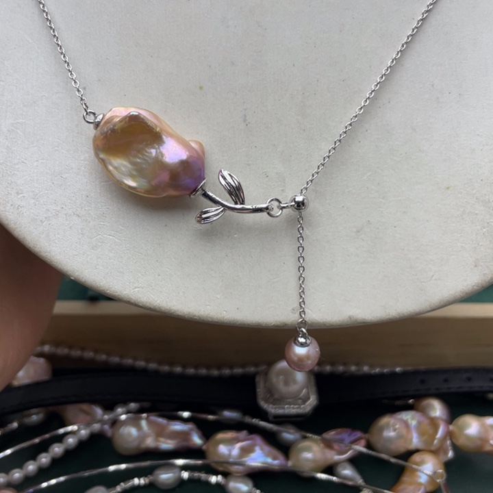 淡水珍珠项链合金