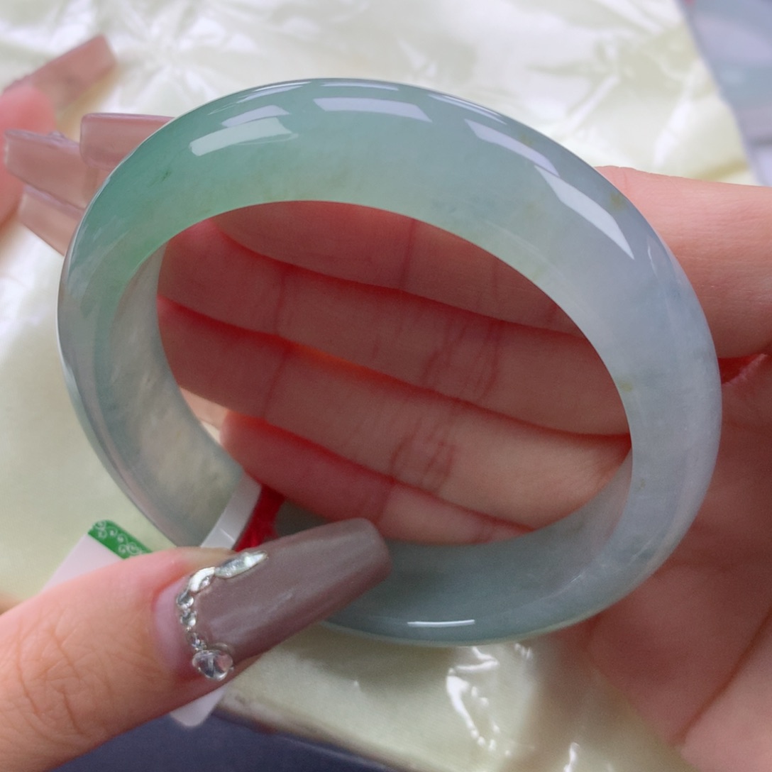 翡翠手镯未镶嵌5455正圈