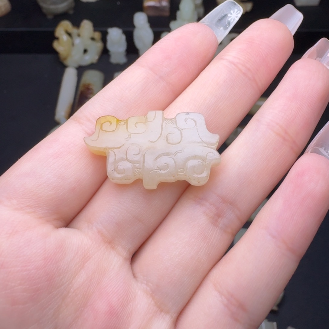 和田玉挂件未镶嵌