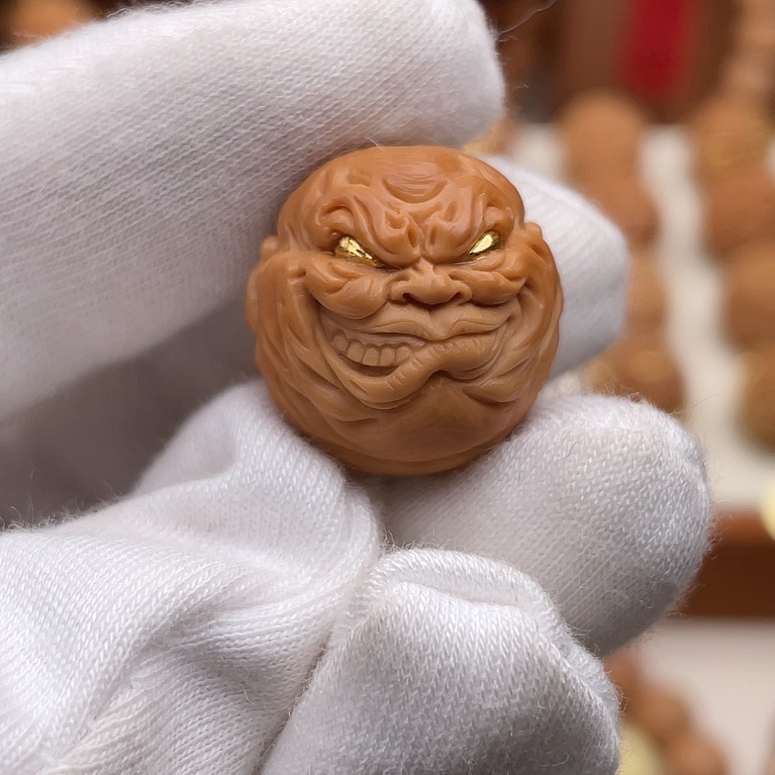 猴头核桃吊坠满工拽爷