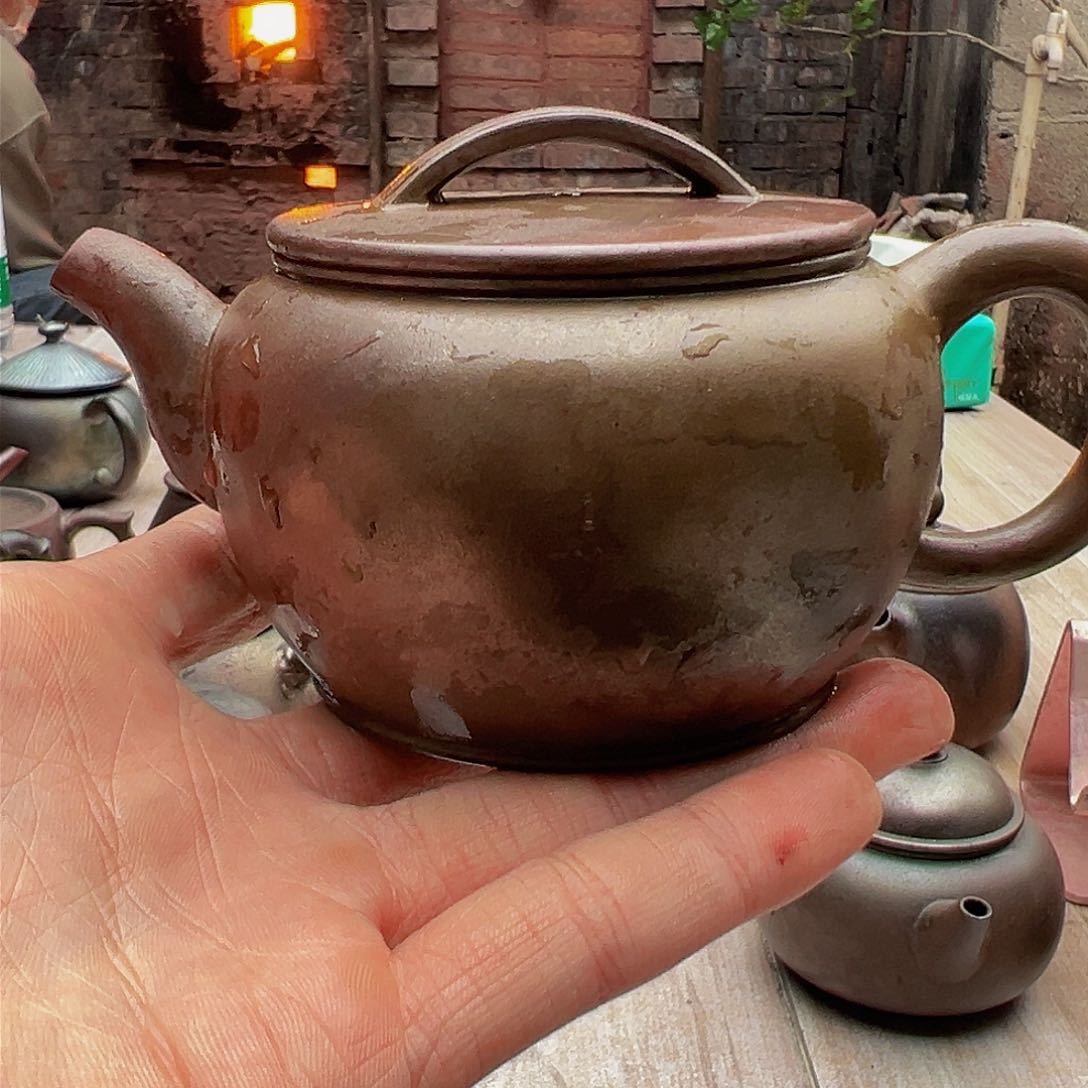 紫泥壶坭兴陶茶壶