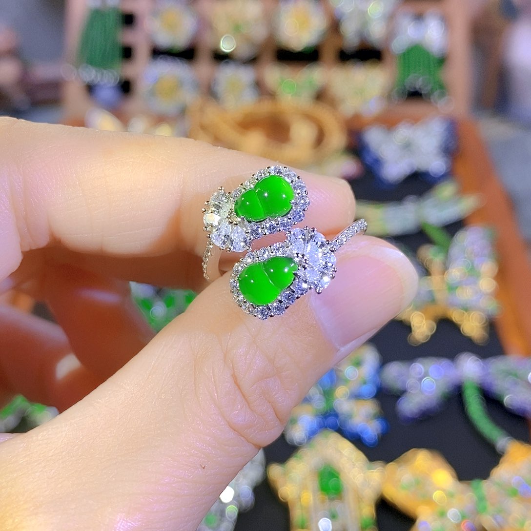 吊坠(不含链)银S925镶嵌翡翠