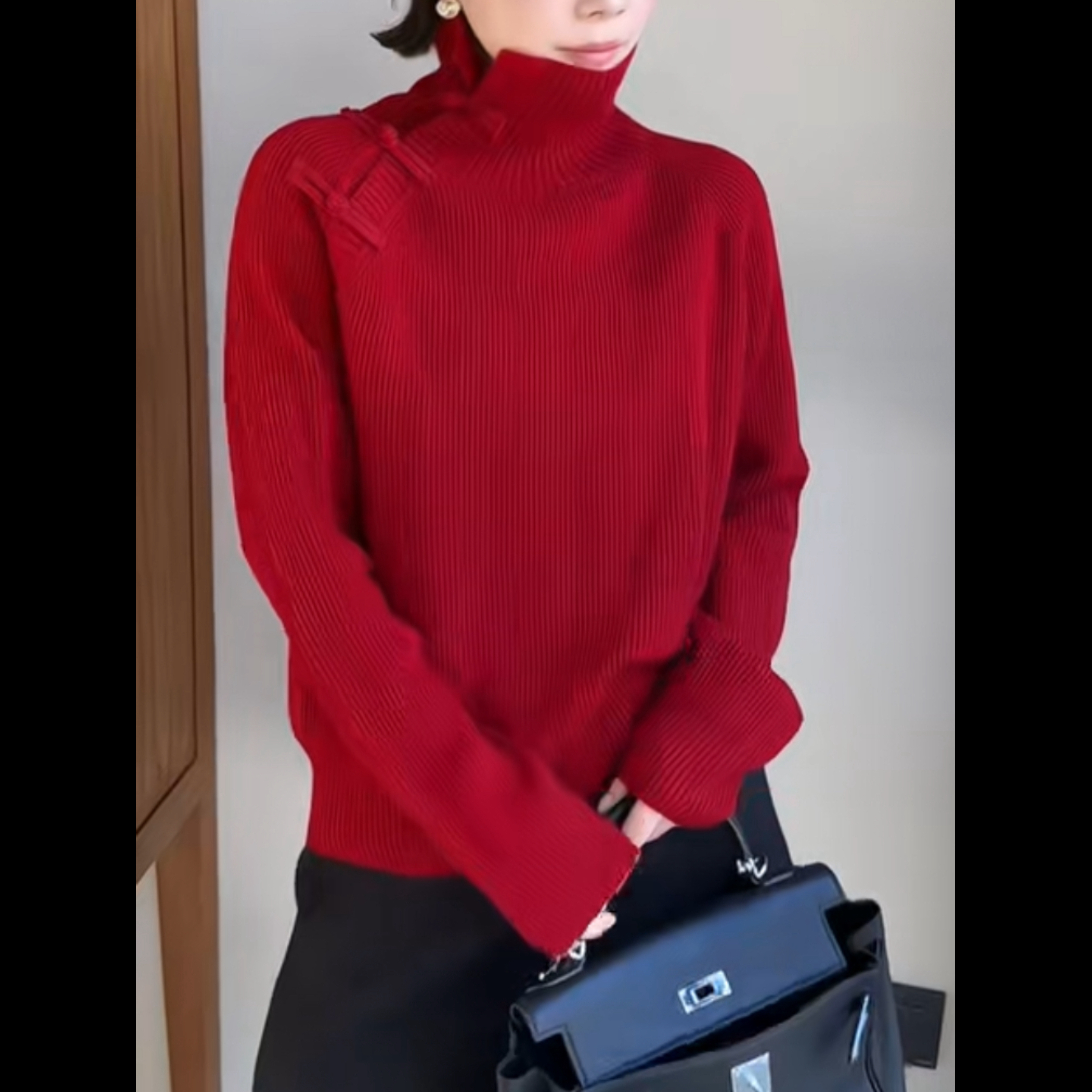 欧货时尚百搭秋冬打底单穿显瘦洋气飘带新年红国风盘扣羊毛上衣