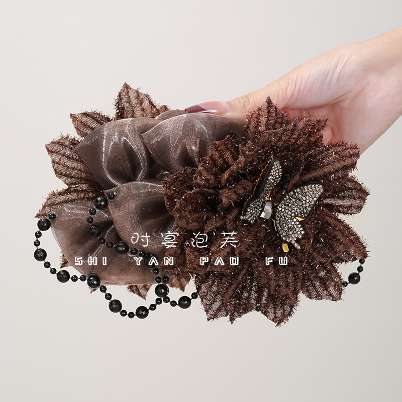 子夜归鲨鱼夹早秋新款2025美拉德色系蝴蝶流苏蝴蝶结原创设计头饰