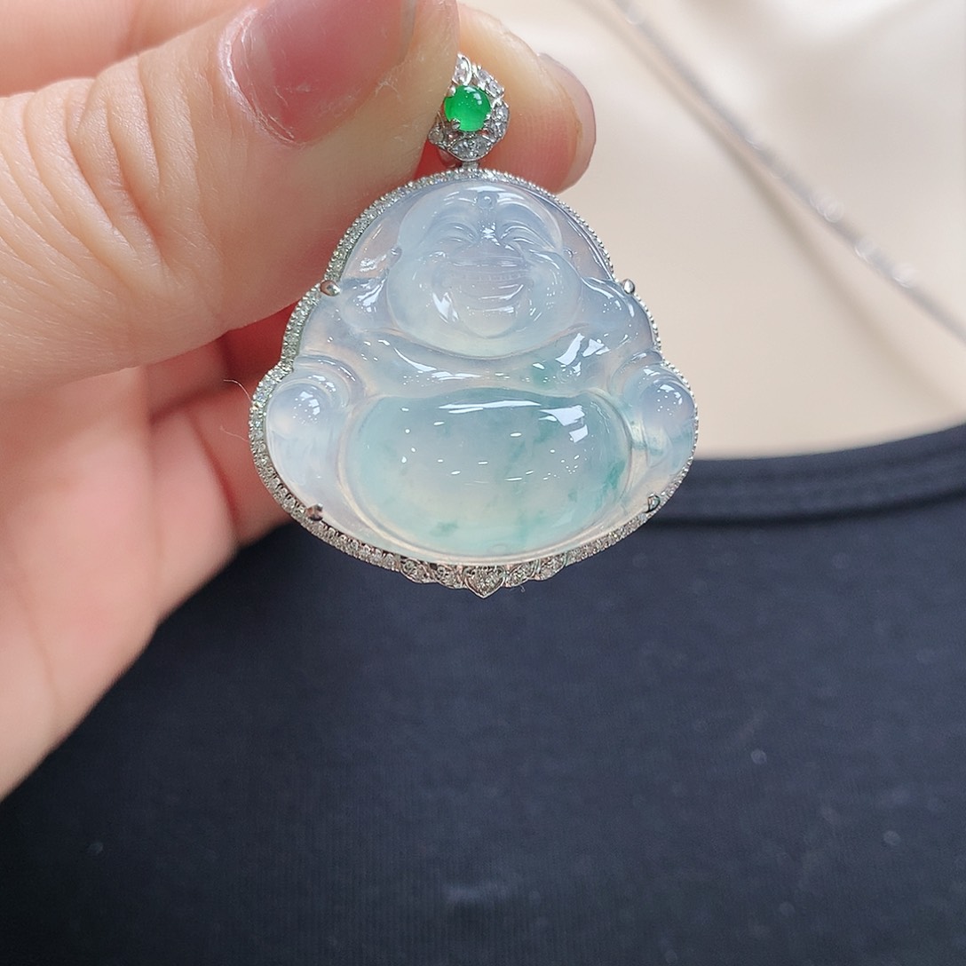 翡翠颈饰18K金镶嵌佛公