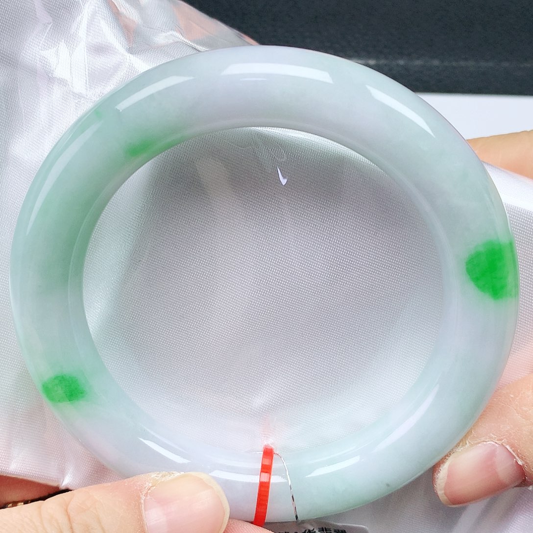 翡翠手镯未镶嵌60+胖
