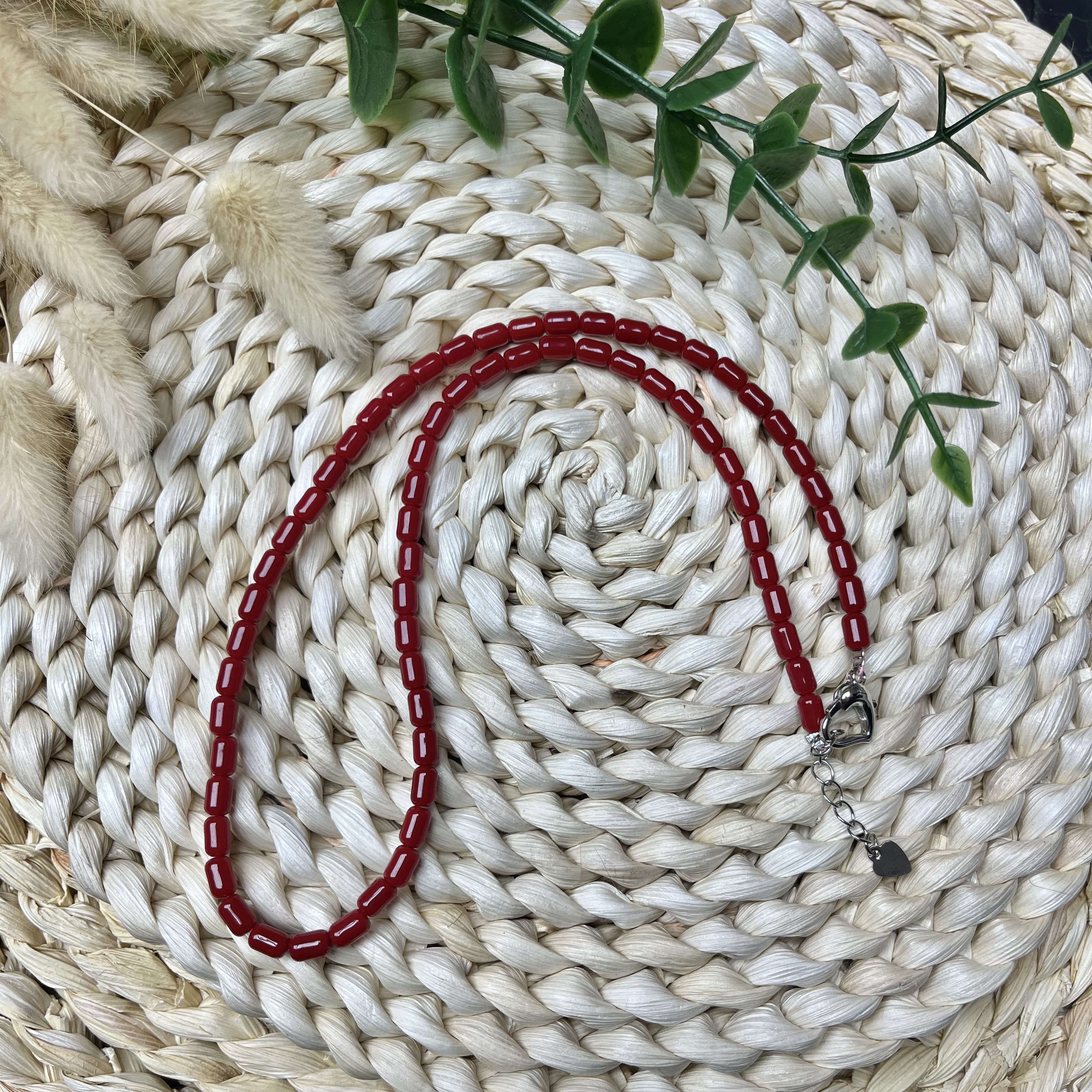 013牛红色桶珠链约4mm多样性发其一