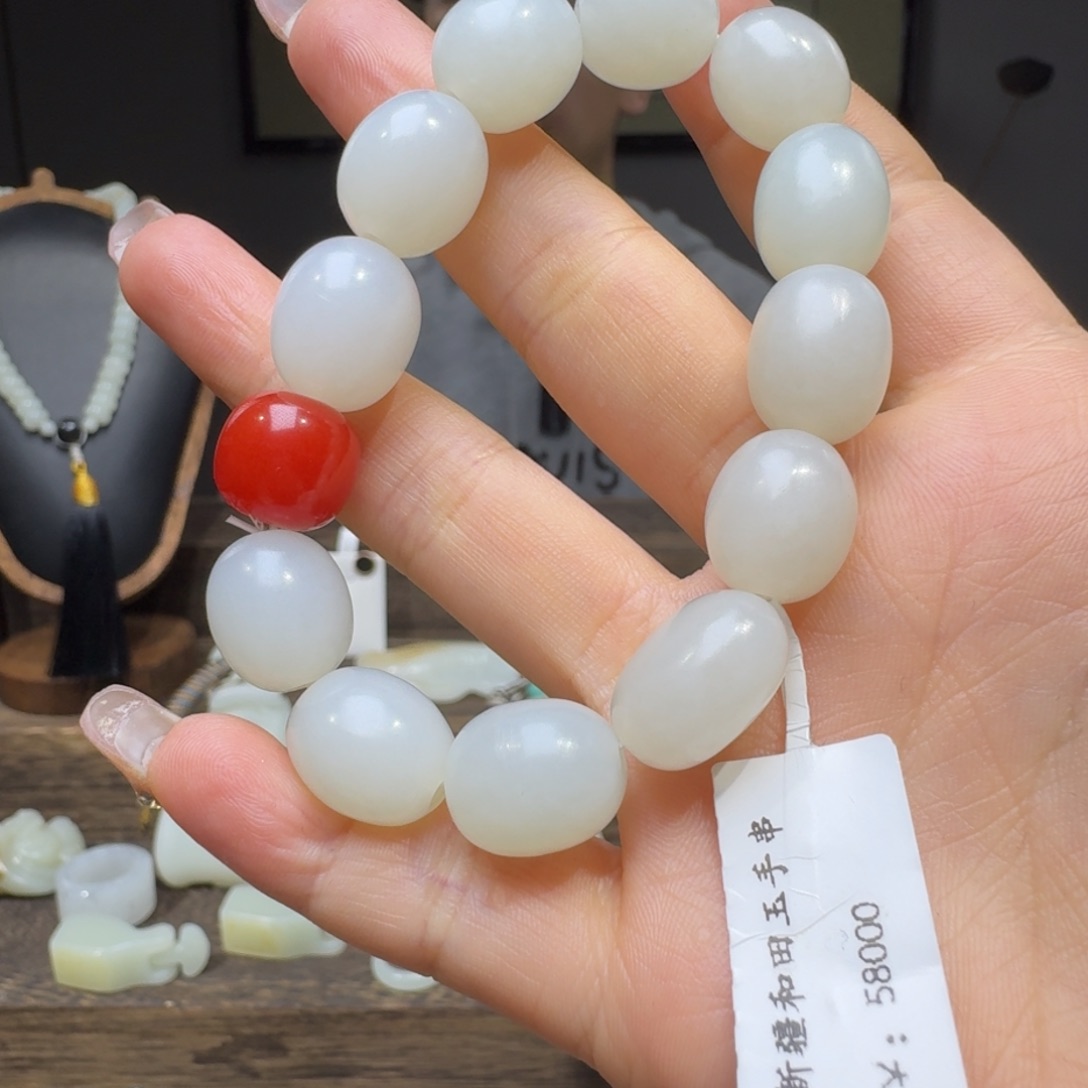 和田玉手链未镶嵌