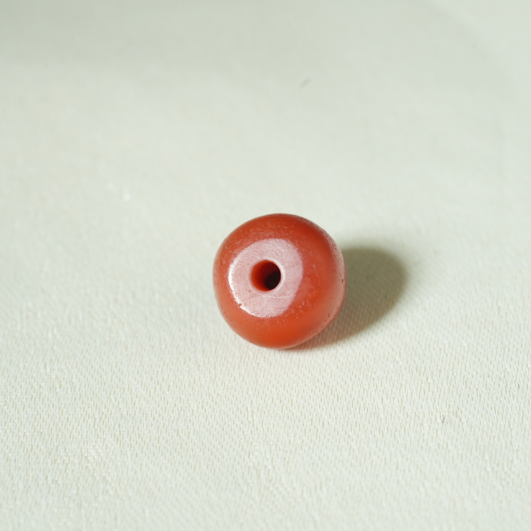 十九世纪南红单珠（微瑕）【华豫之门】AAJD241224007