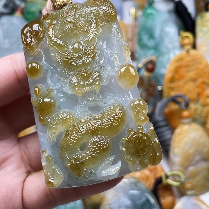悟***A翡翠未镶嵌颈饰天然