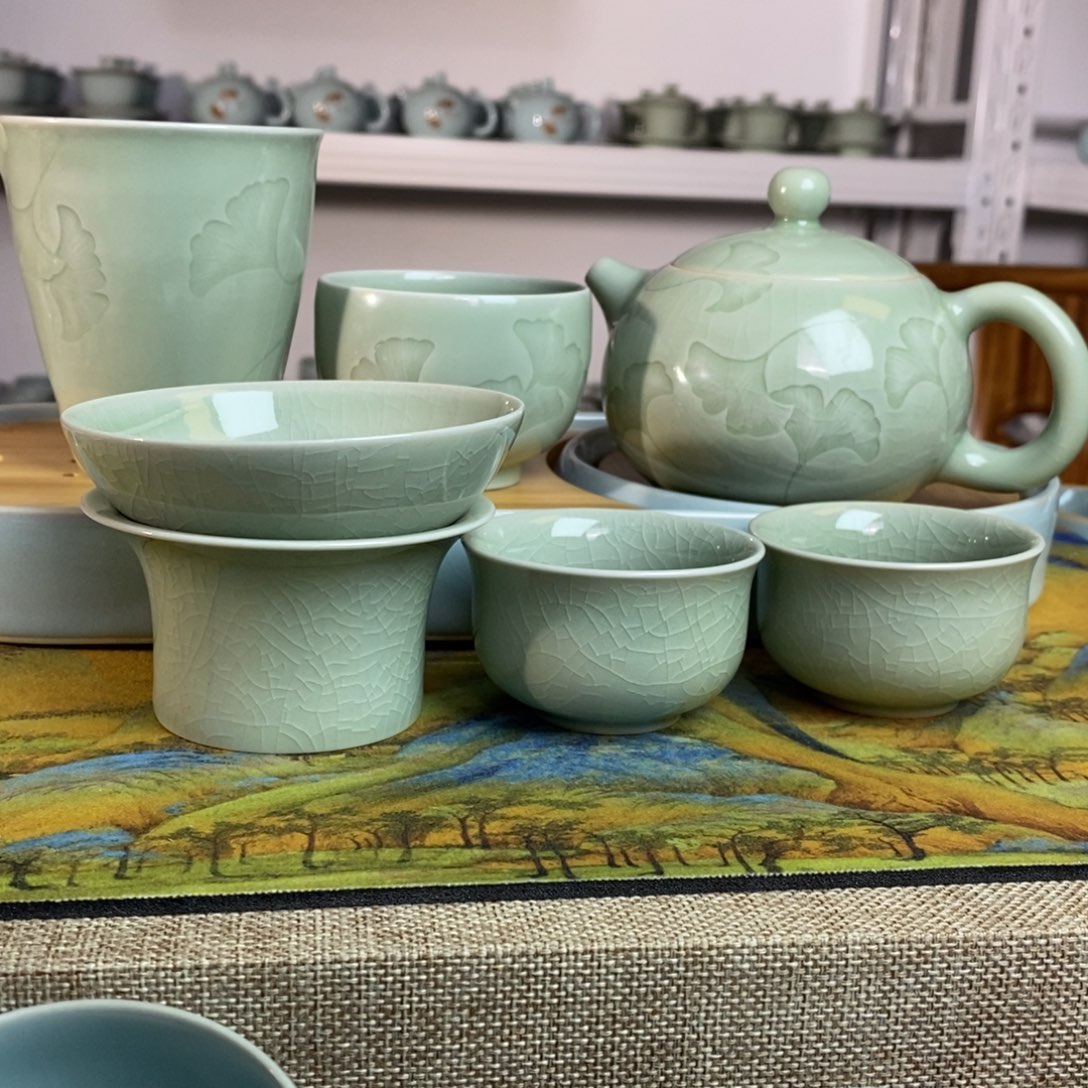 【闪购商品】豆绿银杏壶微微瑕套组。。。。。