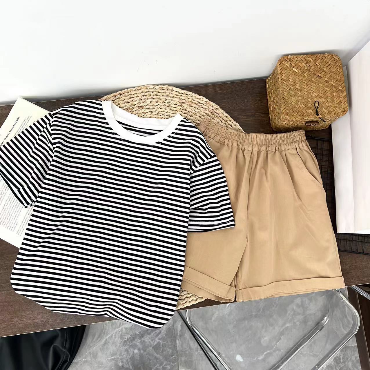 儿童夏季新款时尚百搭条纹短袖短裤套装(尺码偏大-按身高拍)B0093