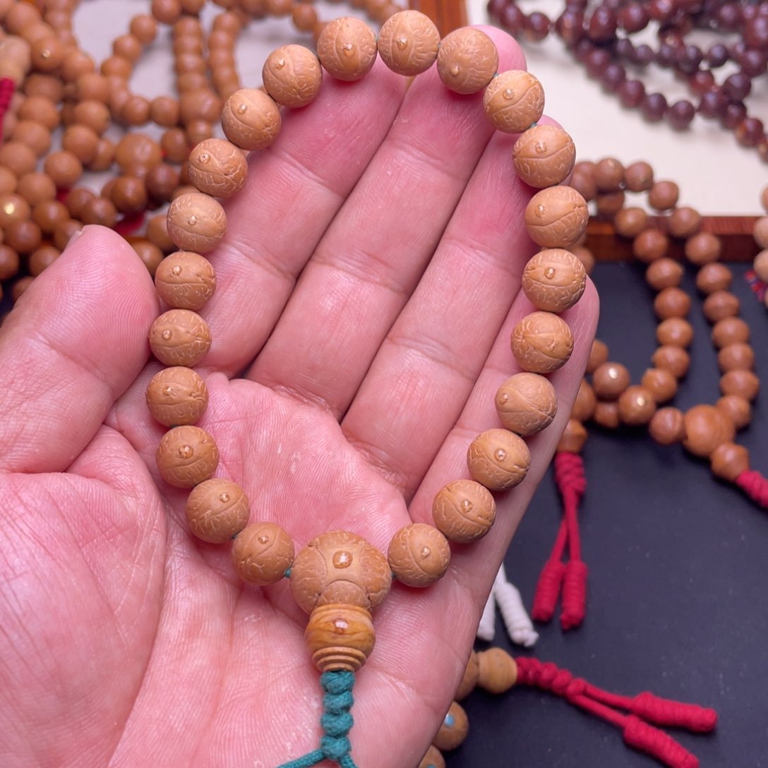 凤眼菩提吊坠小****鱼凤眼