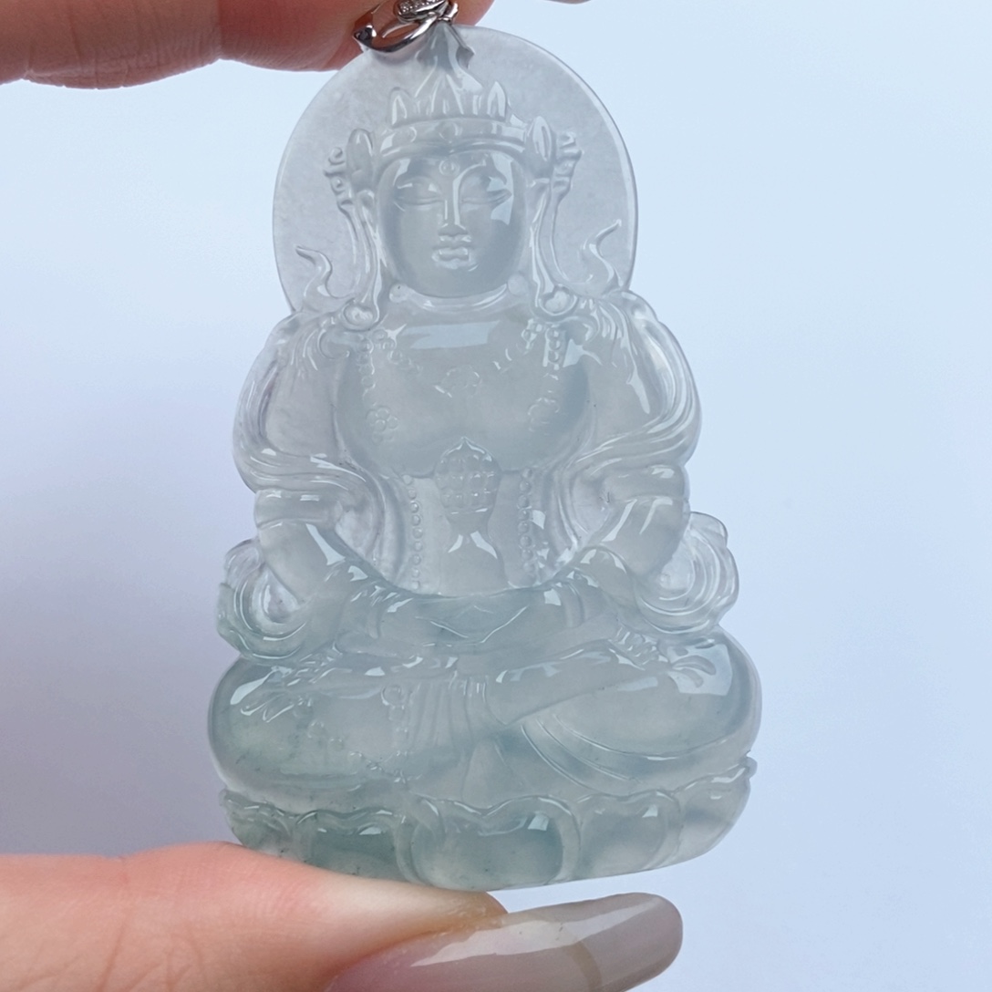 翡翠颈饰未镶嵌度母