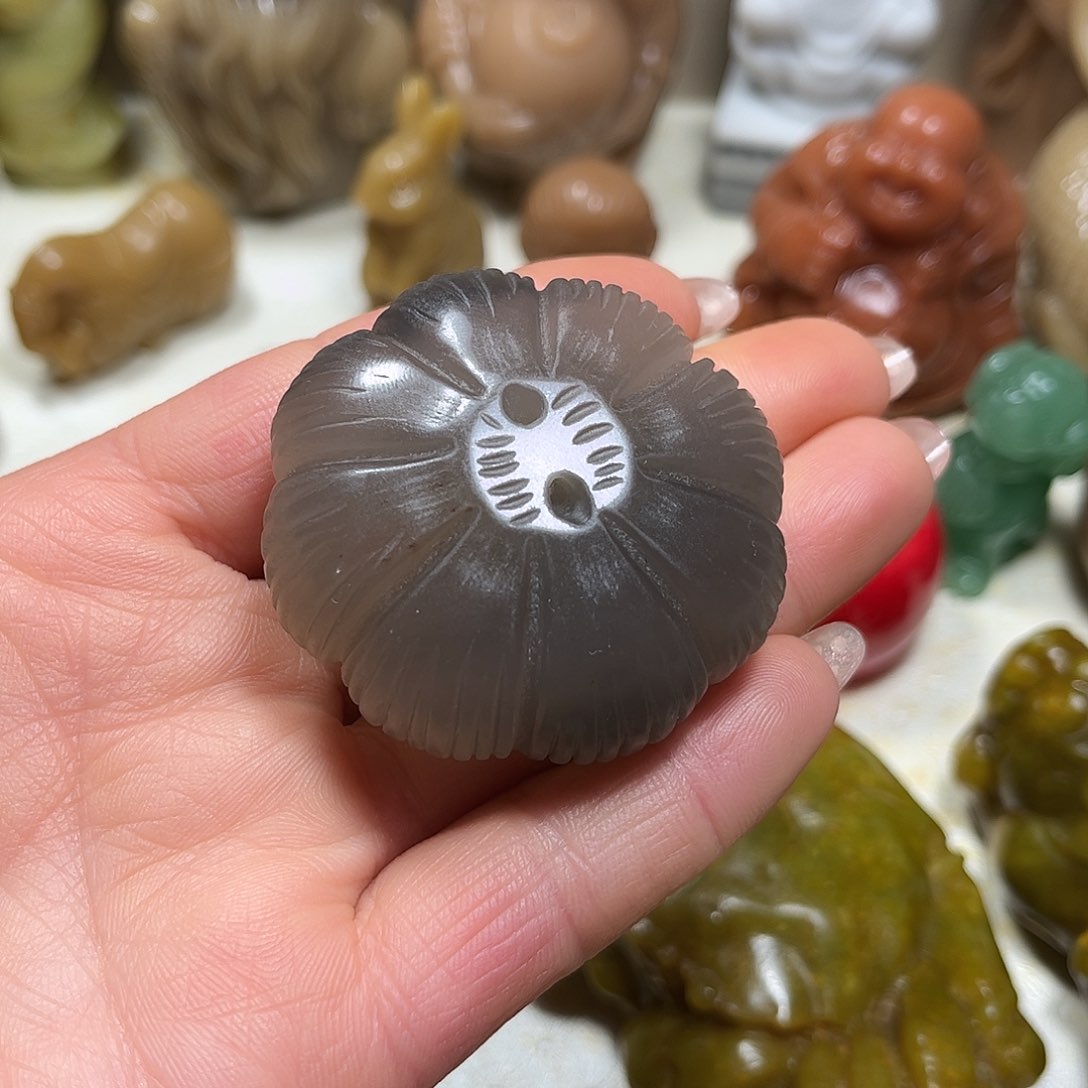 白玉菩提吊坠白玉菩提吊坠