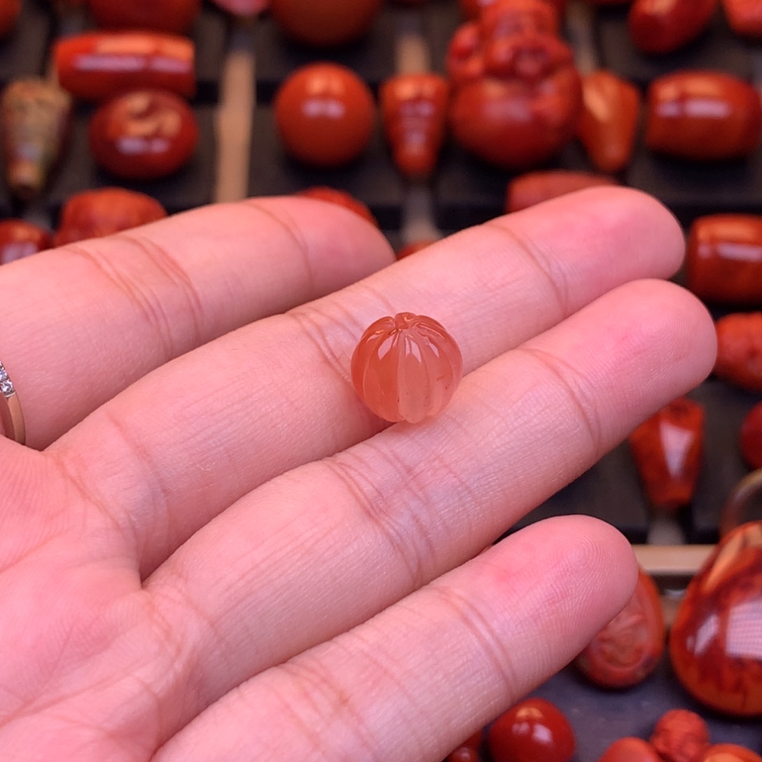 南红玛瑙未镶嵌川料冰飘瓜珠10.6mm