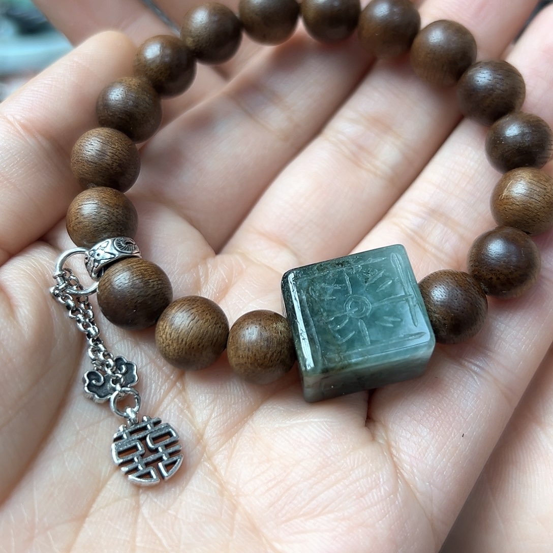 翡翠手链未镶嵌手串