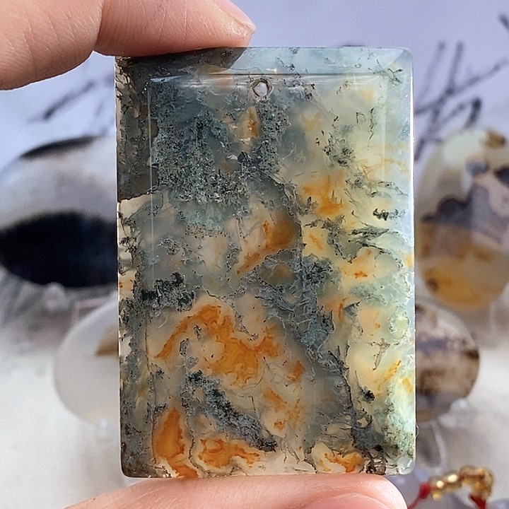 玛瑙/玉髓颈饰未镶嵌