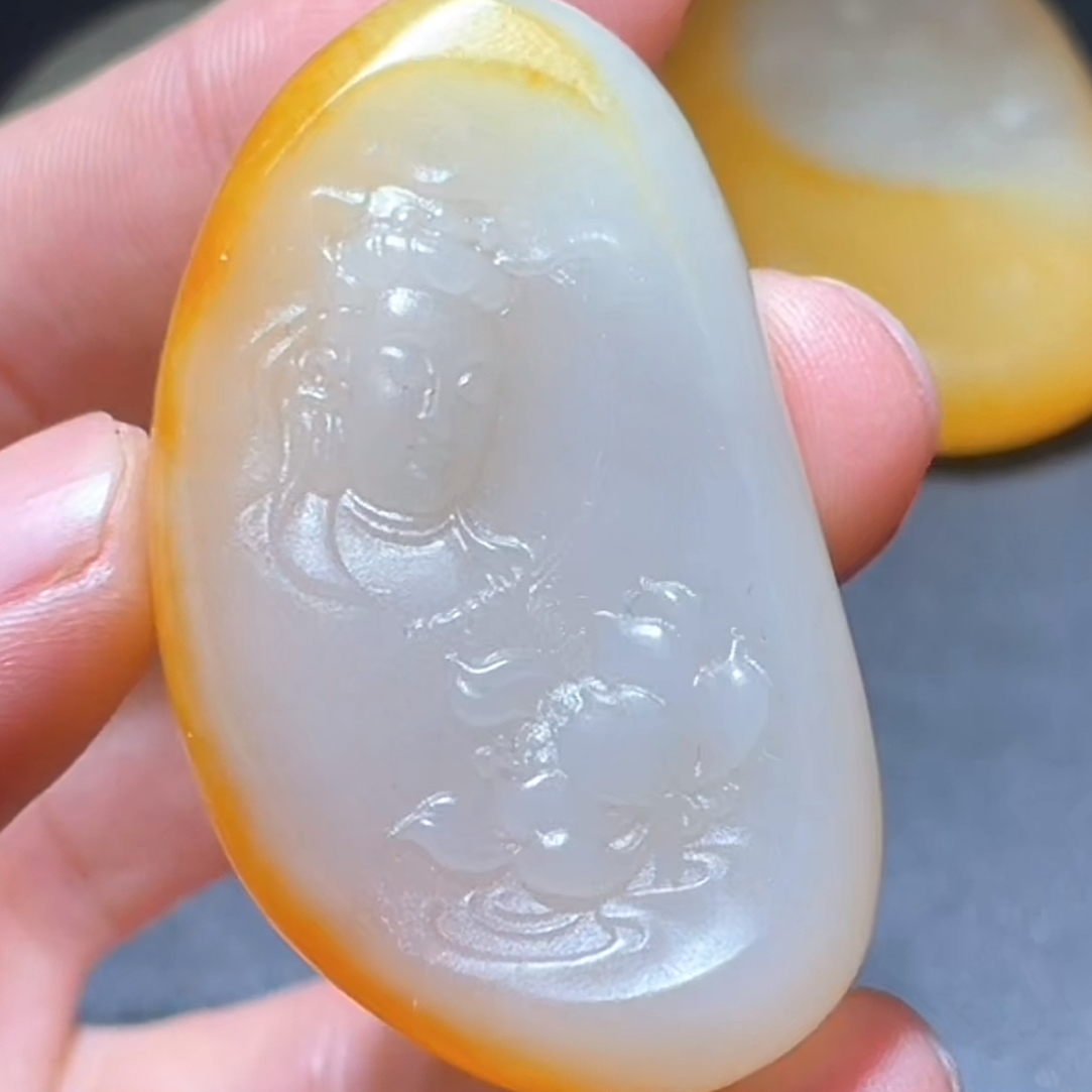 和田玉玉石挂件 d1120拍一发一