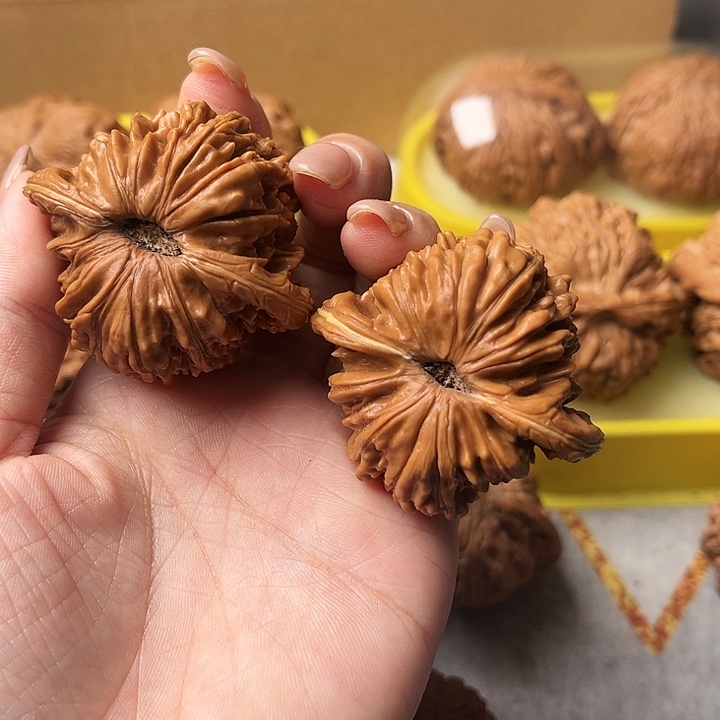 文玩核桃把件（****>46四座楼