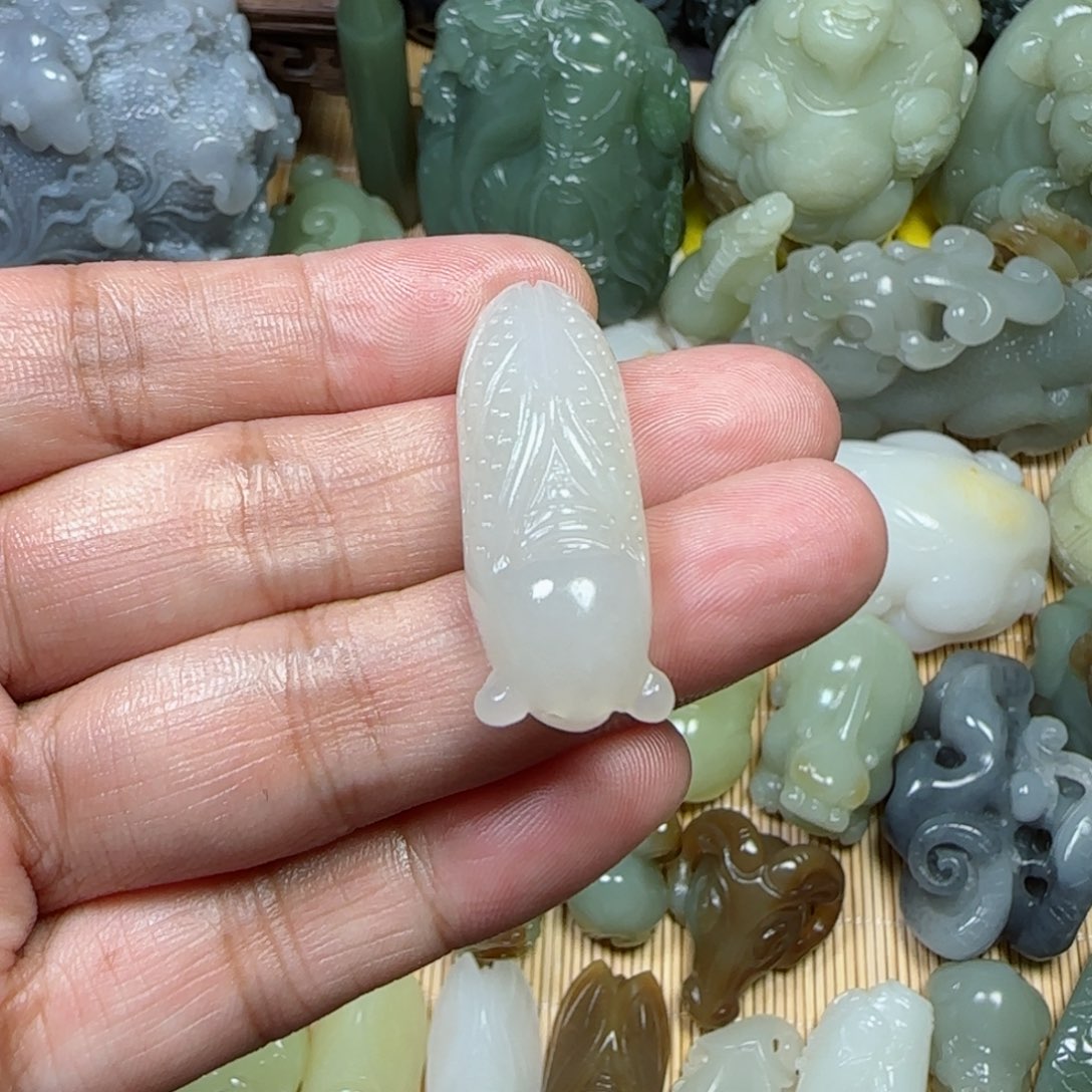 未镶嵌和田玉挂件